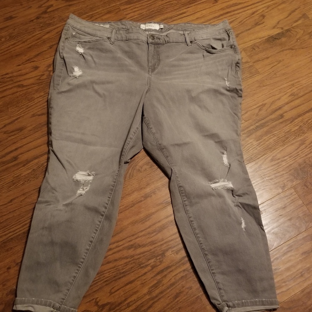 Torrid size 26 short distressed gray jeans.